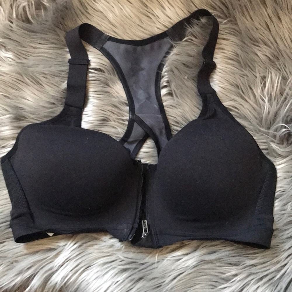 2 VSX Sport Bra lot Size 36B